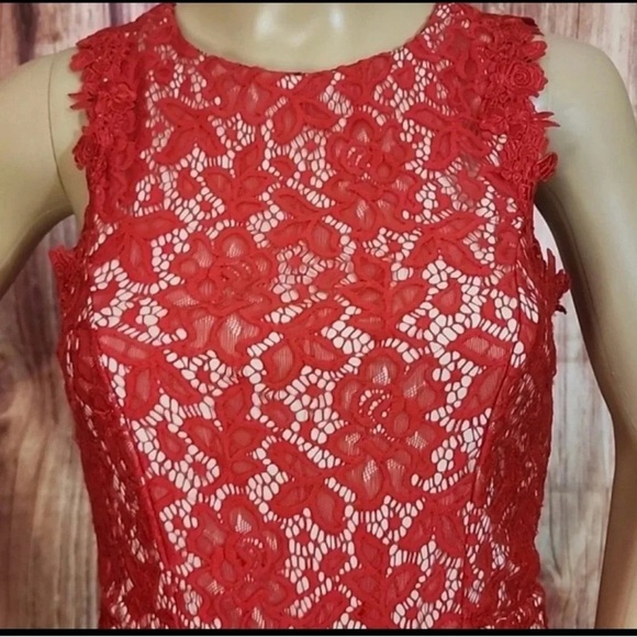 Mi Ami Elegant Red Lace Dress size small - Picture 3 of 6